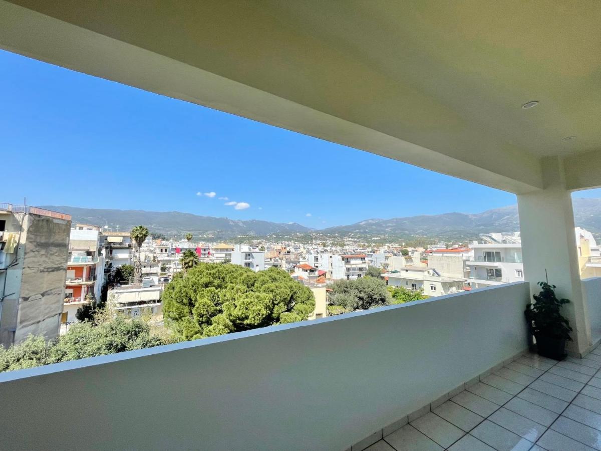 Kapa Central Apartment Каламата Экстерьер фото